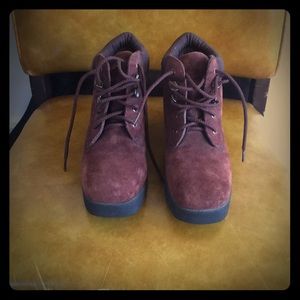 Easy spirit hiking boots